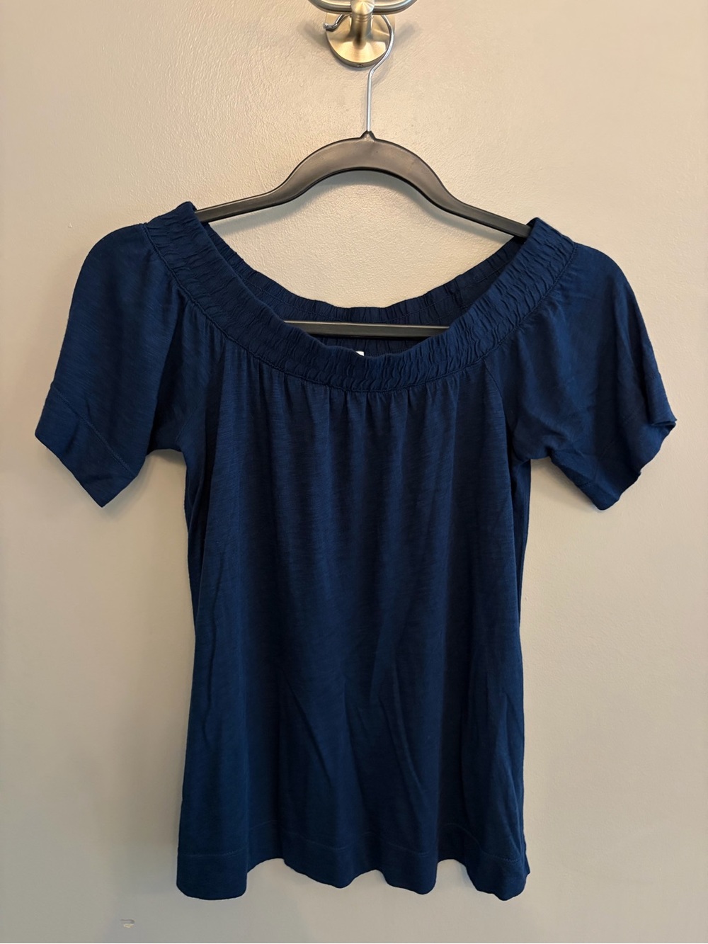 Splendid navy blue off shoulder tee size S. Supima cotton/modal blend extra soft